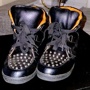 Studded wedge sneakers